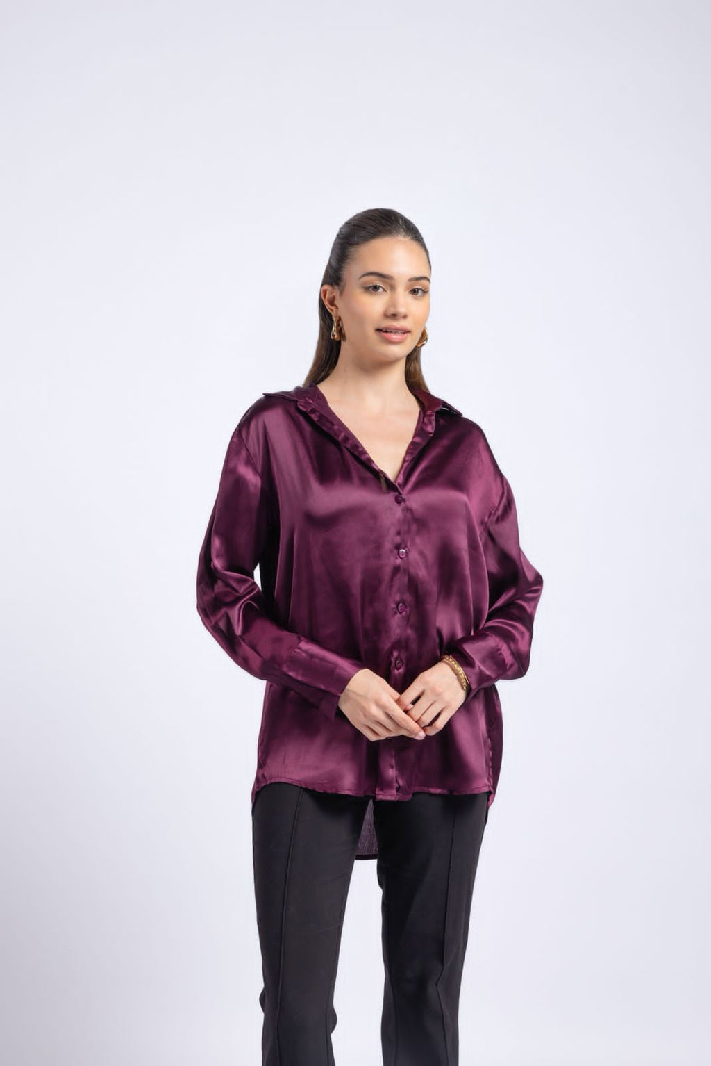 Wine satin shirt with a soft lifgtweigh feel.