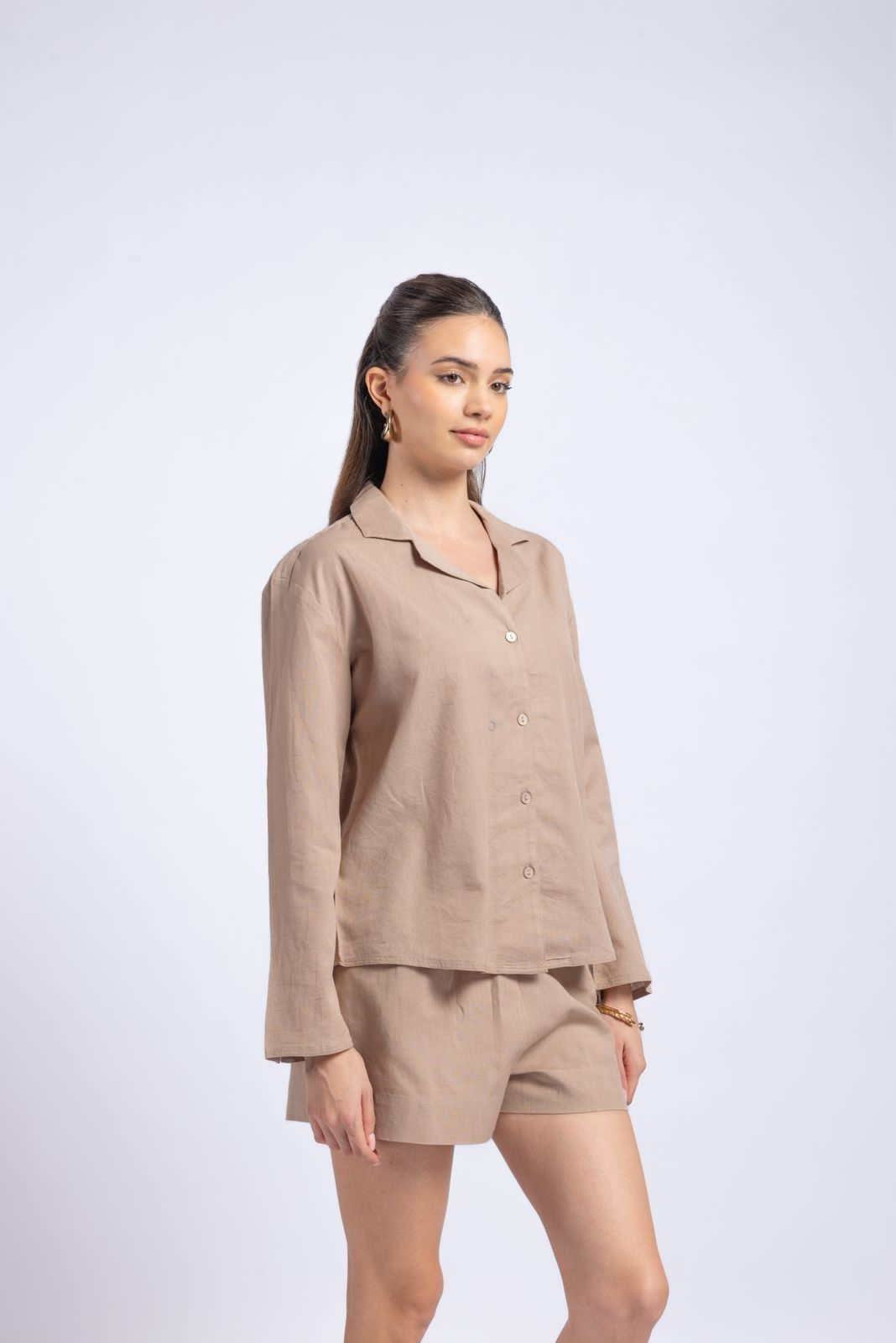 Co-ord set featuring a matching shirt and shorts. (Brown)